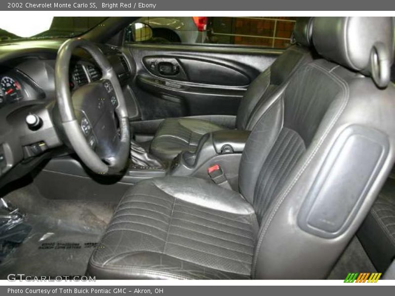Bright Red / Ebony 2002 Chevrolet Monte Carlo SS