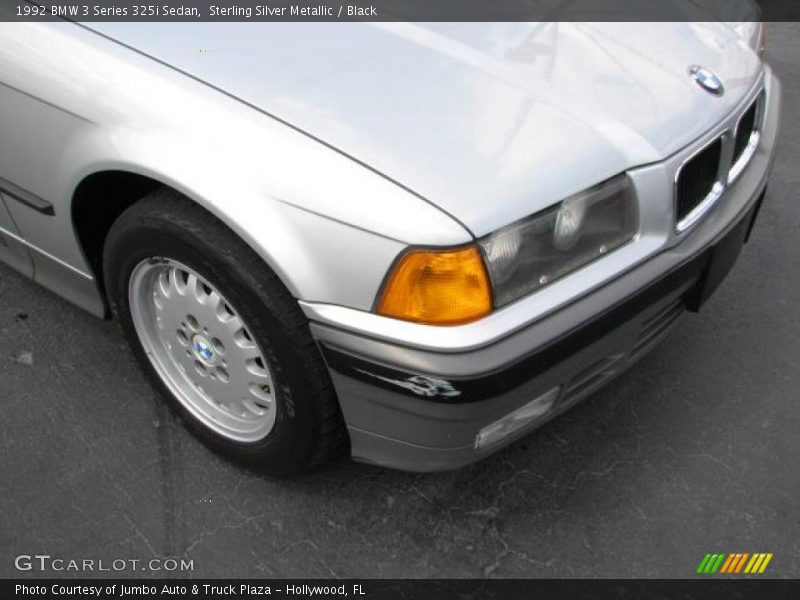 Sterling Silver Metallic / Black 1992 BMW 3 Series 325i Sedan