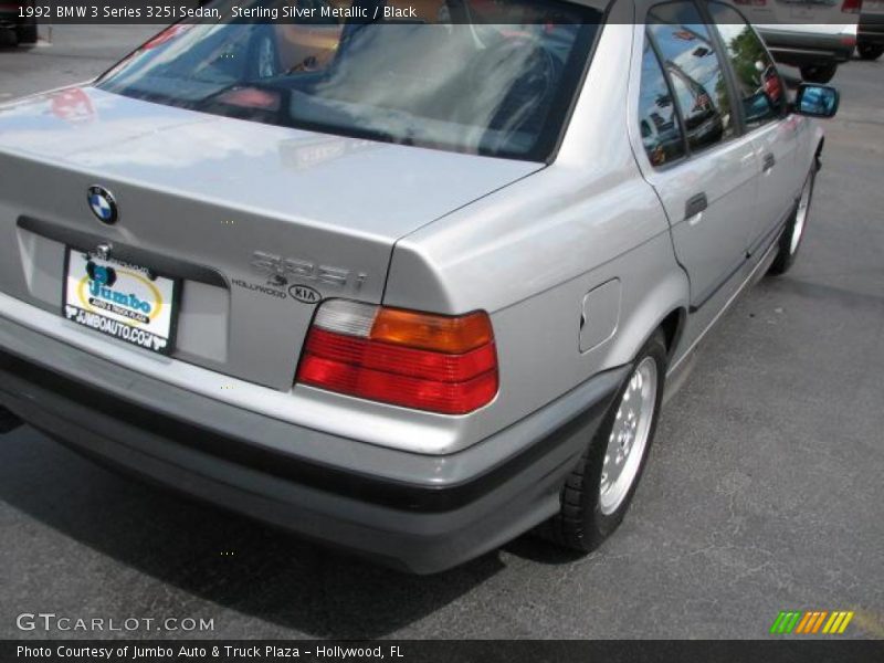 Sterling Silver Metallic / Black 1992 BMW 3 Series 325i Sedan
