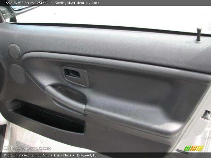 Sterling Silver Metallic / Black 1992 BMW 3 Series 325i Sedan