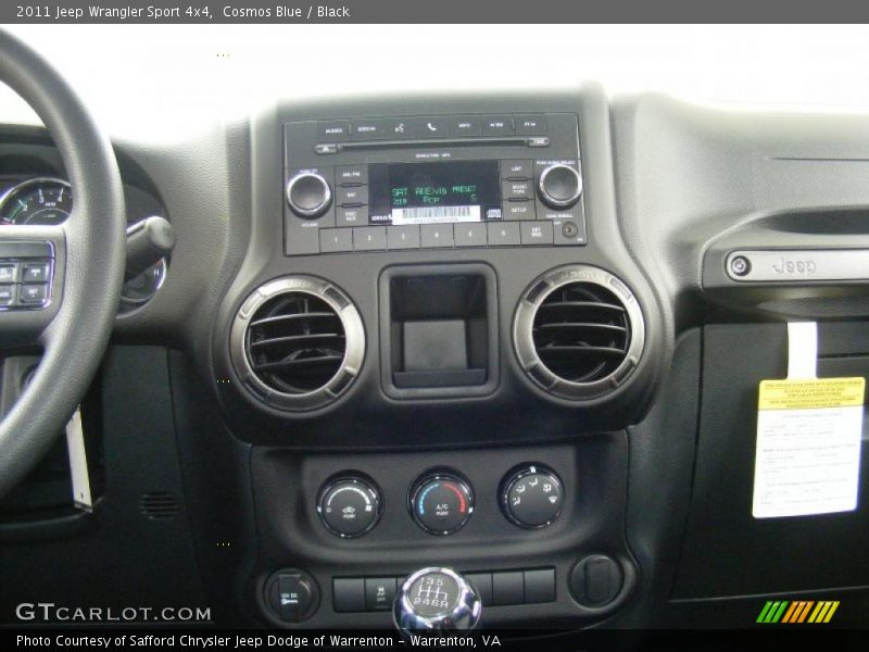 Controls of 2011 Wrangler Sport 4x4