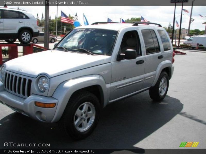 Bright Silver Metallic / Taupe 2002 Jeep Liberty Limited