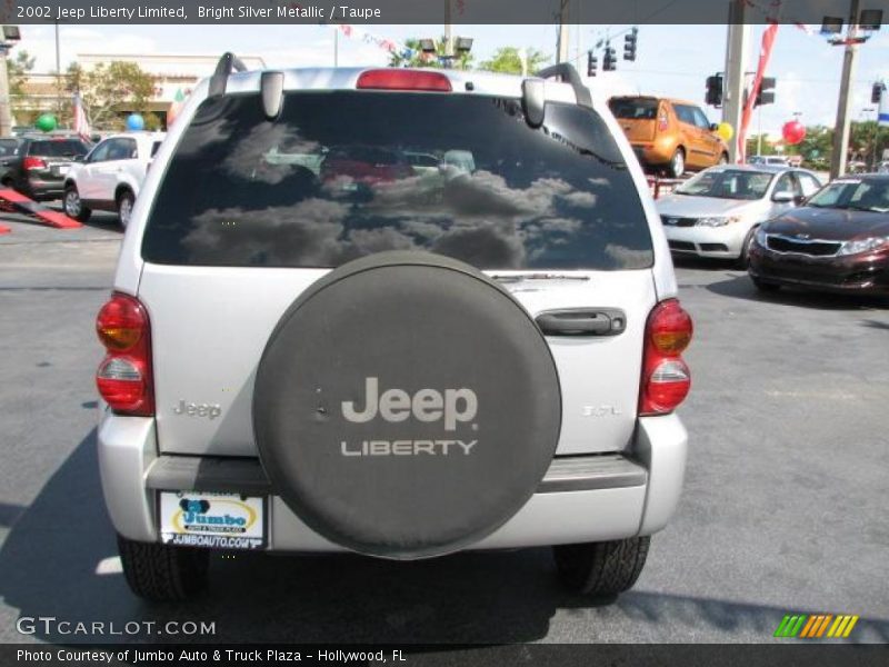 Bright Silver Metallic / Taupe 2002 Jeep Liberty Limited