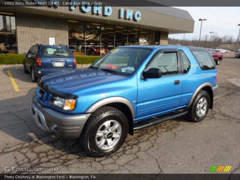Front 3/4 View of 2001 Rodeo Sport S 4WD