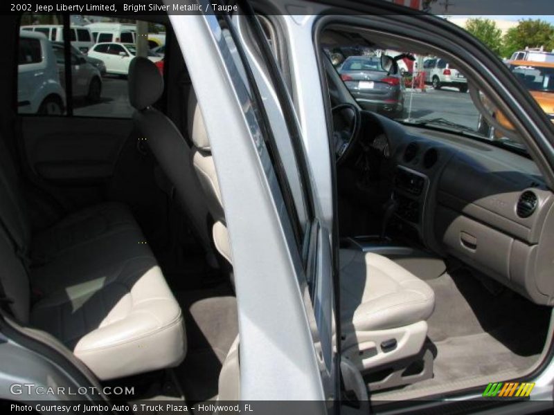 Bright Silver Metallic / Taupe 2002 Jeep Liberty Limited