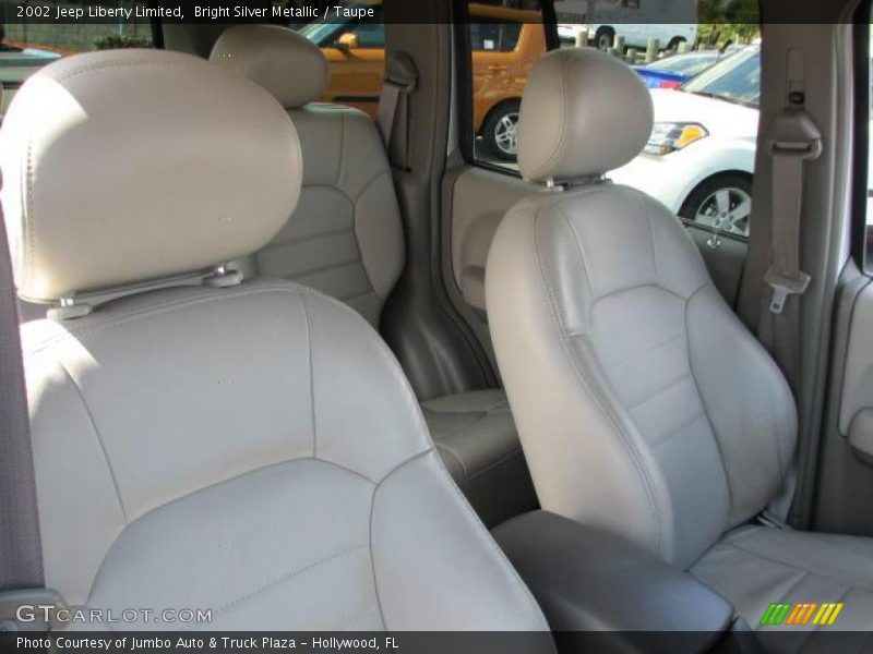  2002 Liberty Limited Taupe Interior