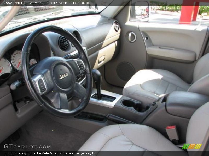  2002 Liberty Limited Taupe Interior