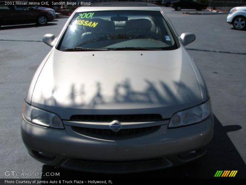 Sandrift Beige / Blond 2001 Nissan Altima GXE