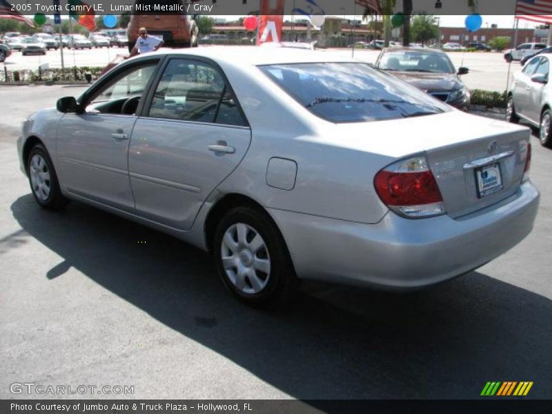 Lunar Mist Metallic / Gray 2005 Toyota Camry LE
