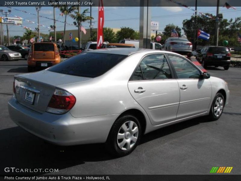 Lunar Mist Metallic / Gray 2005 Toyota Camry LE