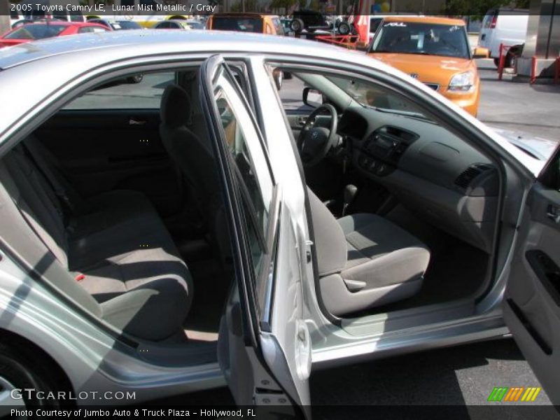 Lunar Mist Metallic / Gray 2005 Toyota Camry LE