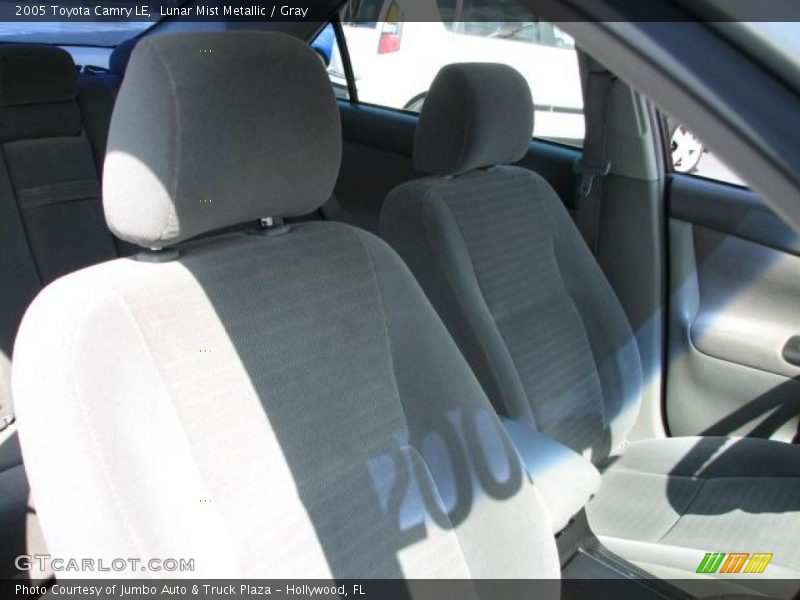Lunar Mist Metallic / Gray 2005 Toyota Camry LE