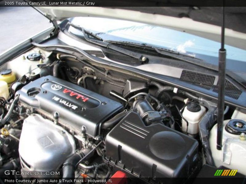 Lunar Mist Metallic / Gray 2005 Toyota Camry LE