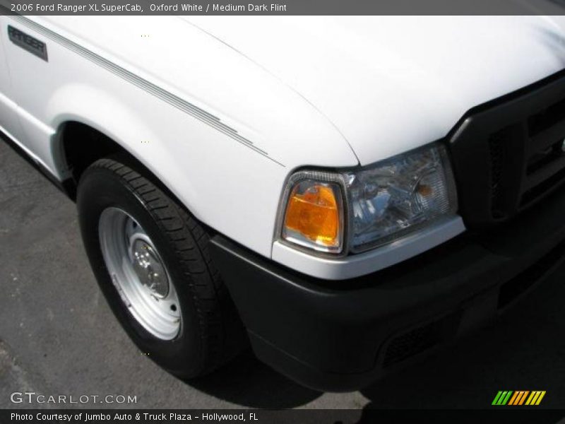 Oxford White / Medium Dark Flint 2006 Ford Ranger XL SuperCab