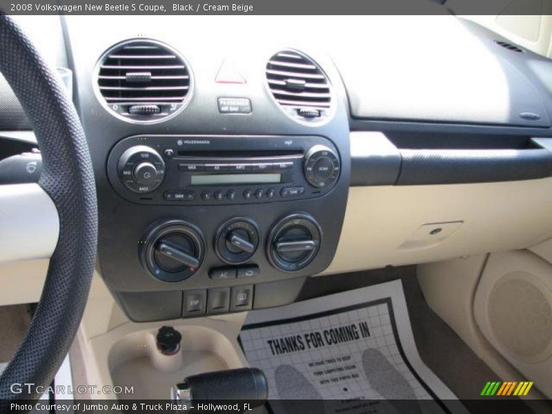 Black / Cream Beige 2008 Volkswagen New Beetle S Coupe