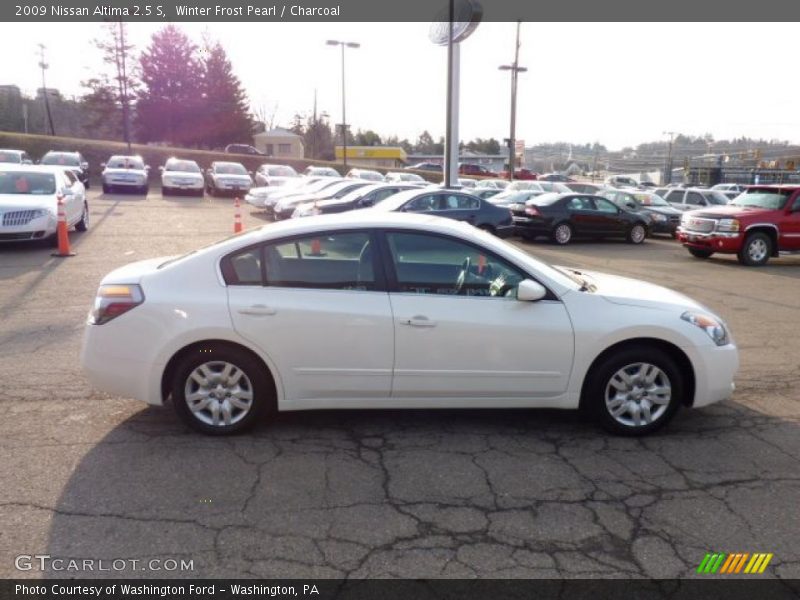 Winter Frost Pearl / Charcoal 2009 Nissan Altima 2.5 S