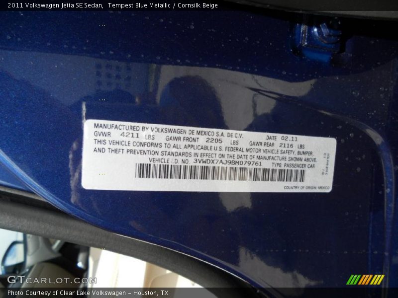Tempest Blue Metallic / Cornsilk Beige 2011 Volkswagen Jetta SE Sedan