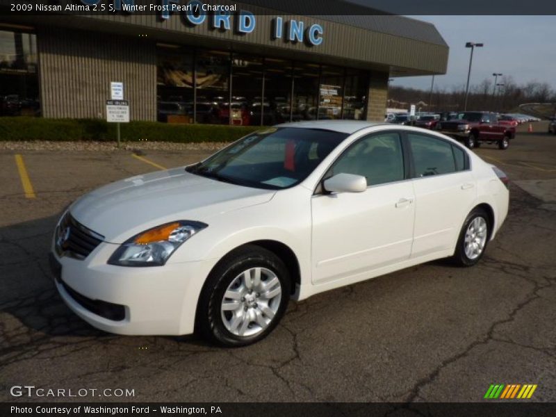 Winter Frost Pearl / Charcoal 2009 Nissan Altima 2.5 S