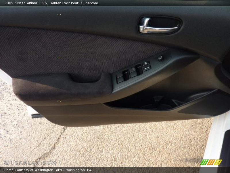 Winter Frost Pearl / Charcoal 2009 Nissan Altima 2.5 S