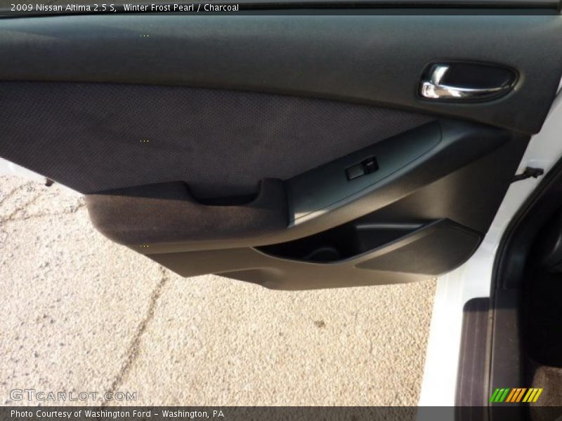 Winter Frost Pearl / Charcoal 2009 Nissan Altima 2.5 S