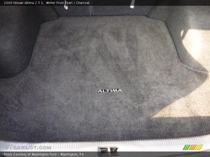 Winter Frost Pearl / Charcoal 2009 Nissan Altima 2.5 S