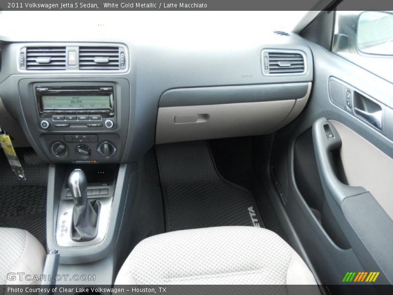 White Gold Metallic / Latte Macchiato 2011 Volkswagen Jetta S Sedan