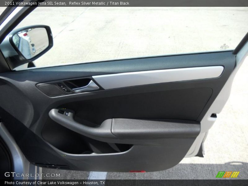 Reflex Silver Metallic / Titan Black 2011 Volkswagen Jetta SEL Sedan