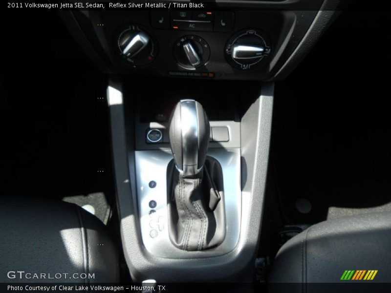 Reflex Silver Metallic / Titan Black 2011 Volkswagen Jetta SEL Sedan