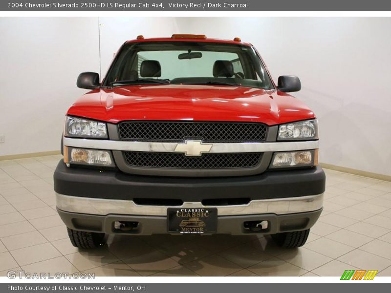 Victory Red / Dark Charcoal 2004 Chevrolet Silverado 2500HD LS Regular Cab 4x4