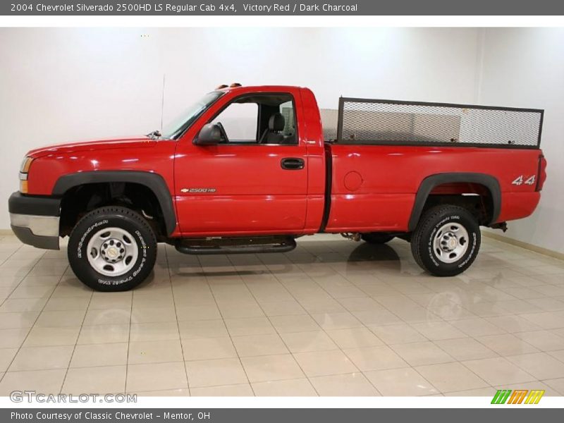 Victory Red / Dark Charcoal 2004 Chevrolet Silverado 2500HD LS Regular Cab 4x4
