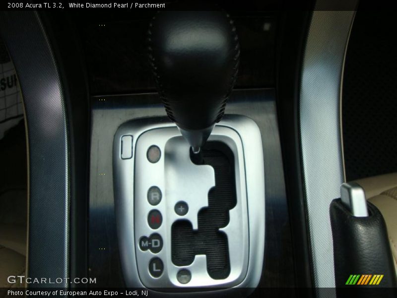 White Diamond Pearl / Parchment 2008 Acura TL 3.2