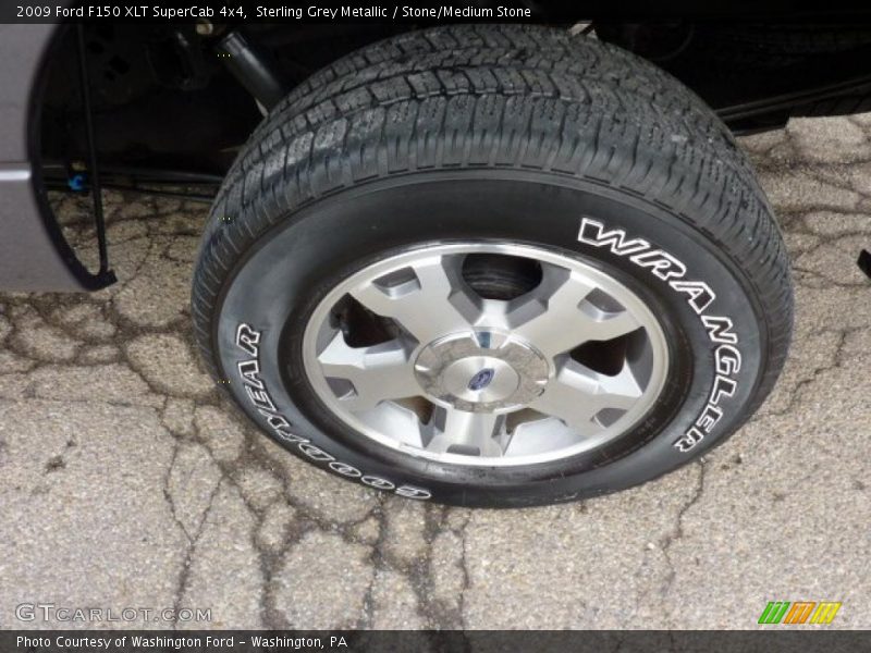 Sterling Grey Metallic / Stone/Medium Stone 2009 Ford F150 XLT SuperCab 4x4