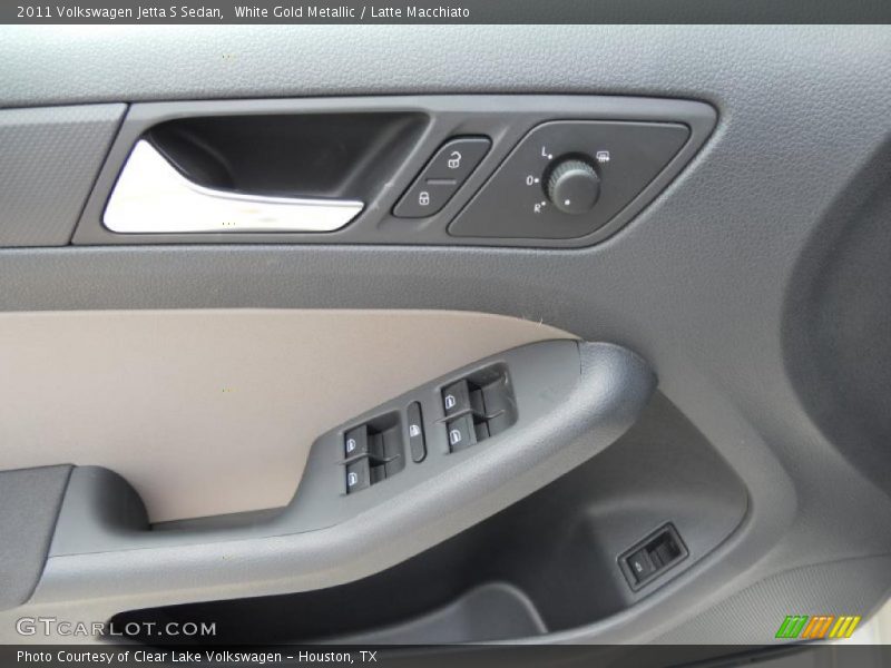 White Gold Metallic / Latte Macchiato 2011 Volkswagen Jetta S Sedan