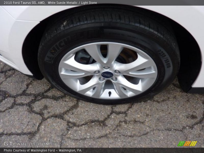  2010 Taurus SEL AWD Wheel
