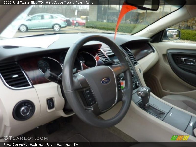  2010 Taurus SEL AWD Light Stone Interior