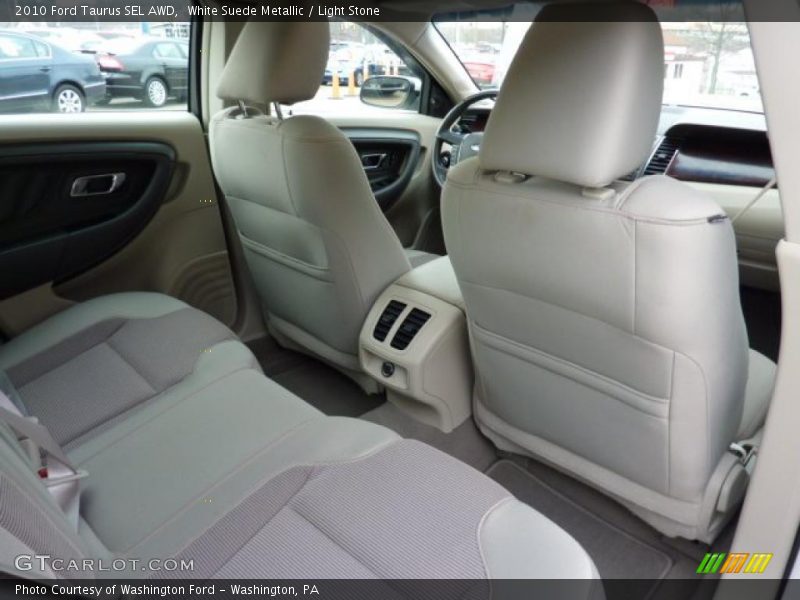  2010 Taurus SEL AWD Light Stone Interior
