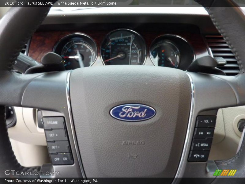  2010 Taurus SEL AWD Steering Wheel