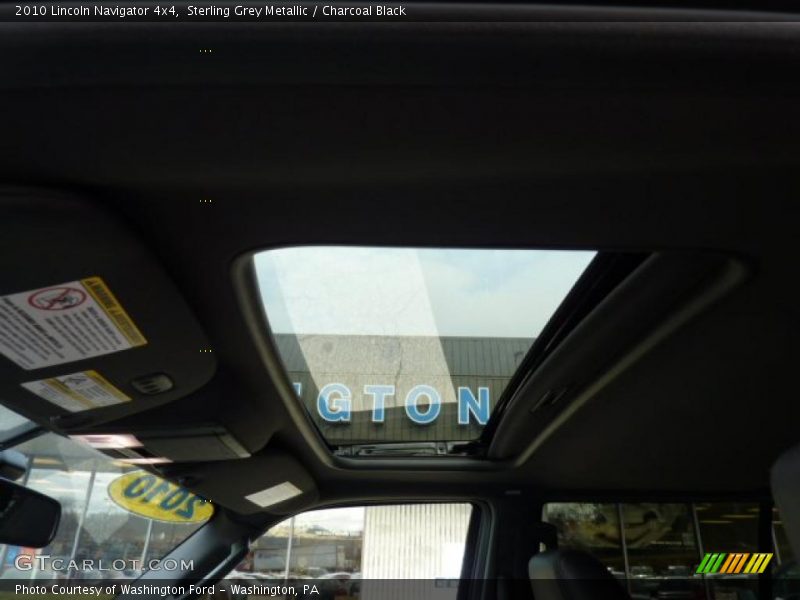 Sterling Grey Metallic / Charcoal Black 2010 Lincoln Navigator 4x4