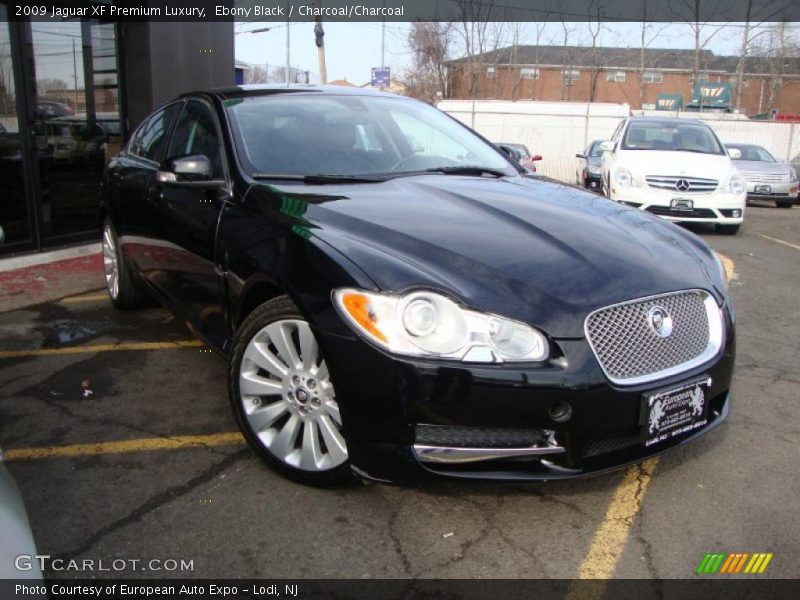 Ebony Black / Charcoal/Charcoal 2009 Jaguar XF Premium Luxury