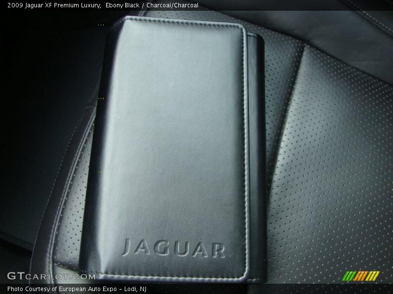 Ebony Black / Charcoal/Charcoal 2009 Jaguar XF Premium Luxury