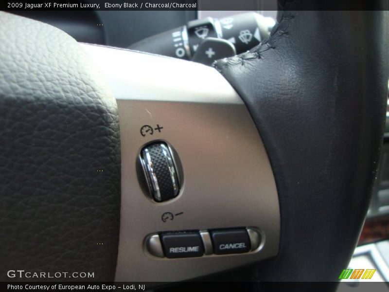 Ebony Black / Charcoal/Charcoal 2009 Jaguar XF Premium Luxury