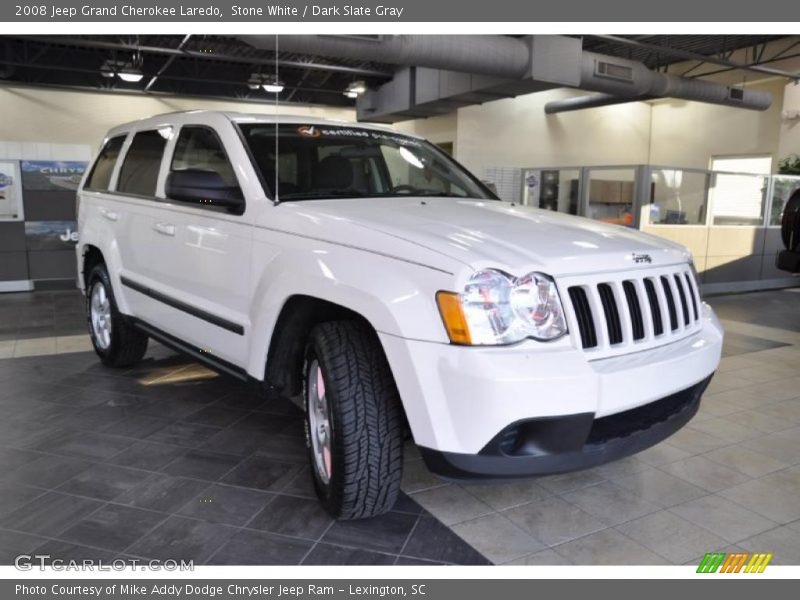 Stone White / Dark Slate Gray 2008 Jeep Grand Cherokee Laredo
