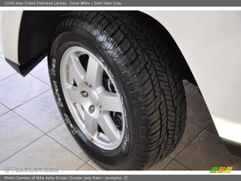 Stone White / Dark Slate Gray 2008 Jeep Grand Cherokee Laredo