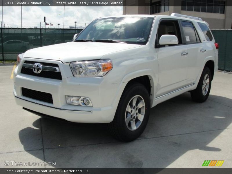 Blizzard White Pearl / Sand Beige Leather 2011 Toyota 4Runner SR5