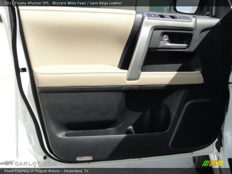 Blizzard White Pearl / Sand Beige Leather 2011 Toyota 4Runner SR5