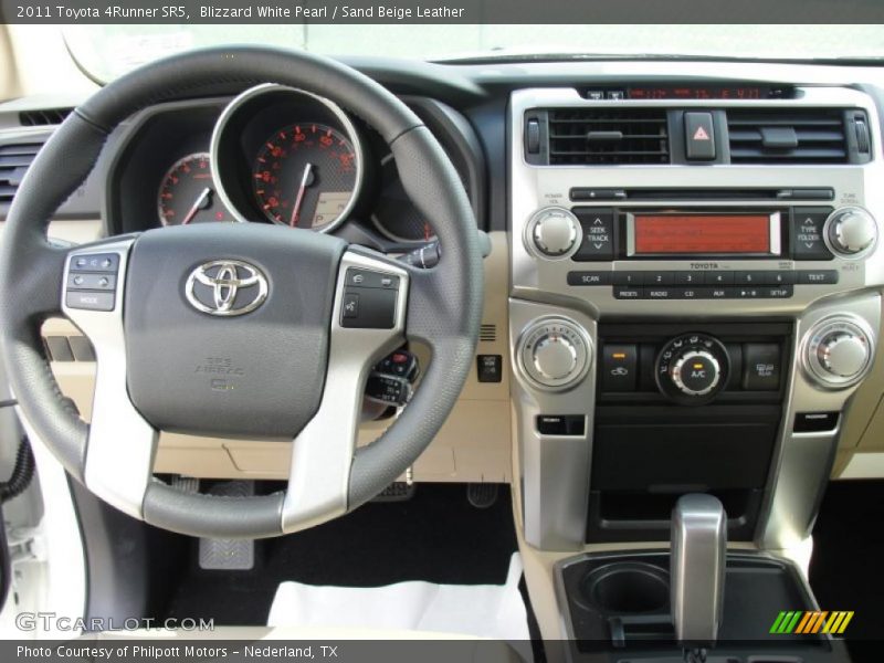 Blizzard White Pearl / Sand Beige Leather 2011 Toyota 4Runner SR5
