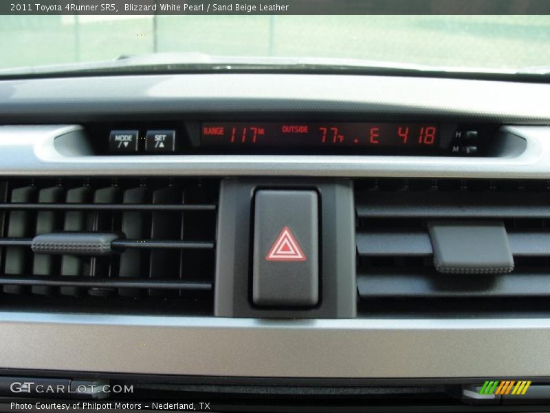 Blizzard White Pearl / Sand Beige Leather 2011 Toyota 4Runner SR5