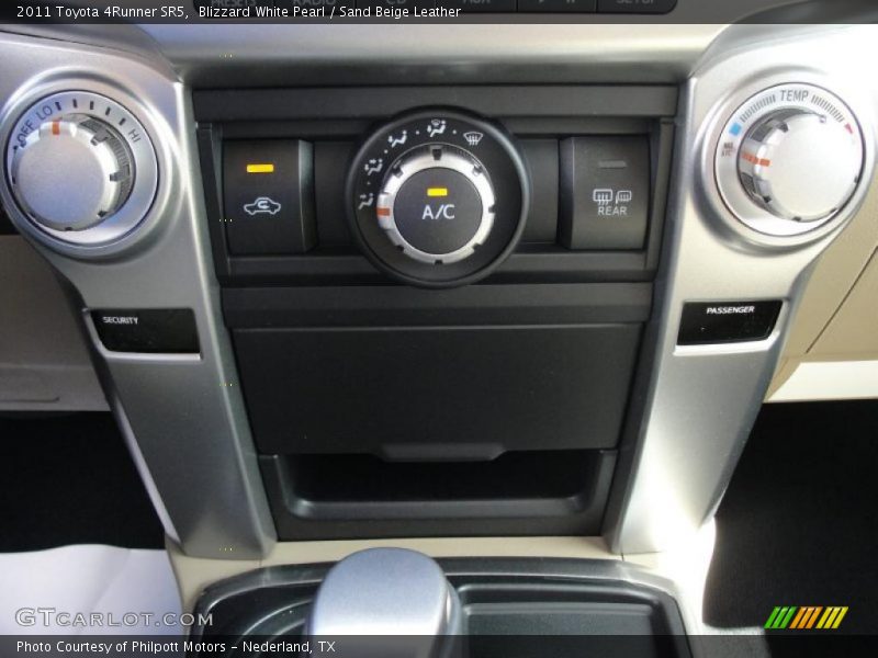 Blizzard White Pearl / Sand Beige Leather 2011 Toyota 4Runner SR5