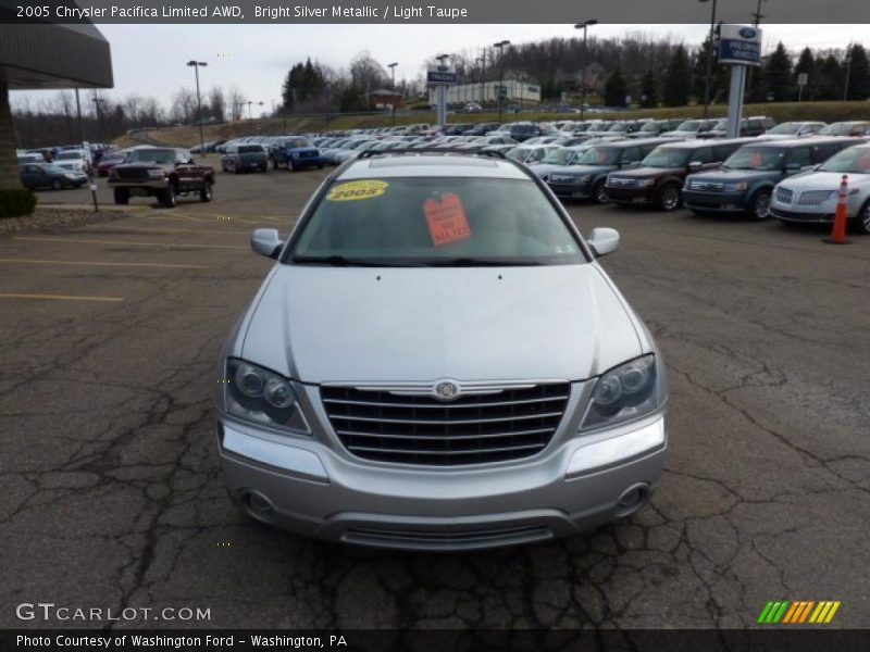 Bright Silver Metallic / Light Taupe 2005 Chrysler Pacifica Limited AWD