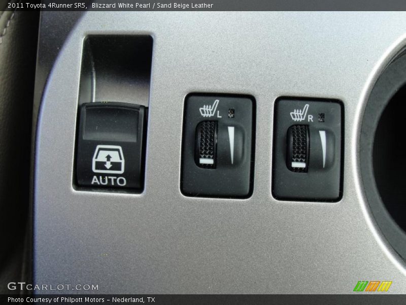 Blizzard White Pearl / Sand Beige Leather 2011 Toyota 4Runner SR5